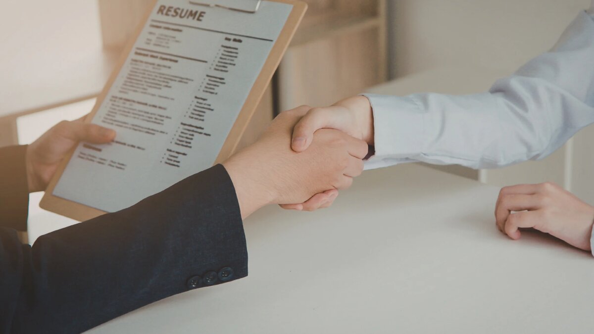 How to Add AI Skills to Your Resume (Without Looking Like Everyone Else)
